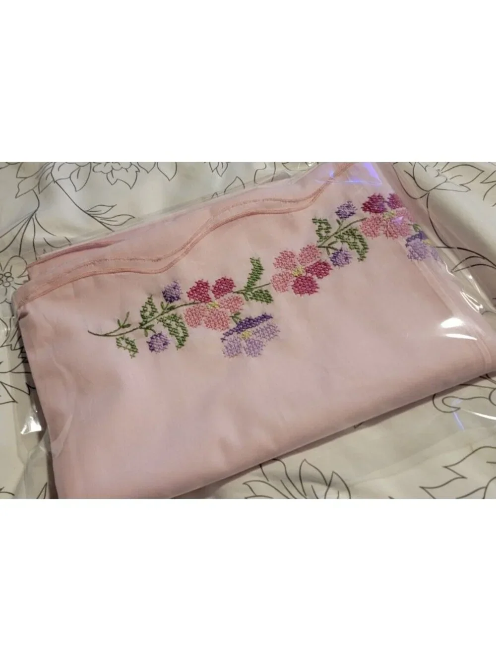 2 Handmade bubble gum Pink Pillowcases Bedroom Linen Cross Stitch Vintage Girl